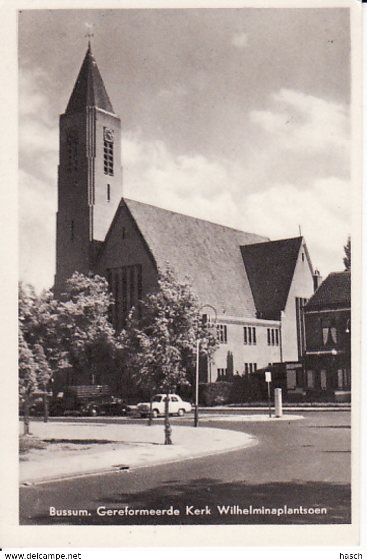 259723Bussum, Gereformeerde Kerk Wilhelminaplantsoen - Bussum