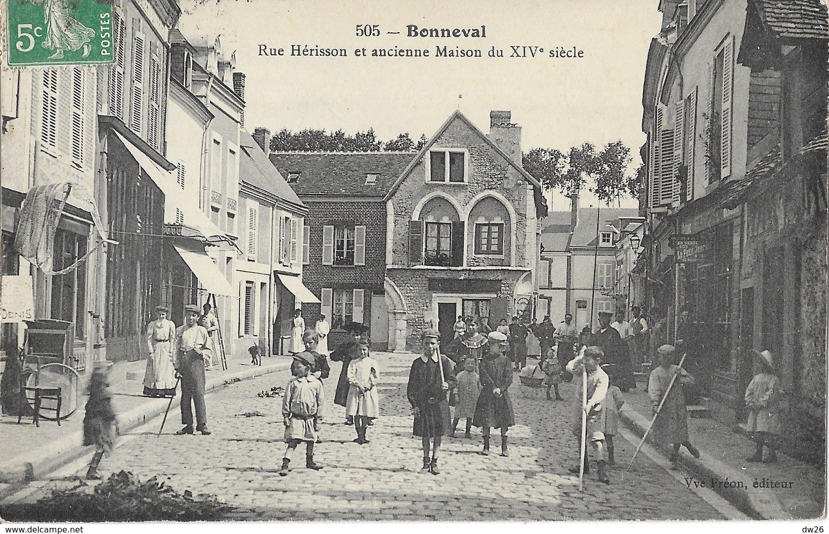 Bonneval (Eure Et Loir) Rue Hérisson Et Ancienne Maison Du XIVe Siècle - Edition Vve Fréon - Carte Animée N° 505 - Bonneval