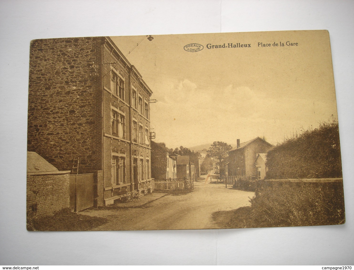 CPA - GRAND HALLEUX ( VIELSALM ) - PLACE DE LA GARE ( PASSAGE A NIVEAU ) - Vielsalm