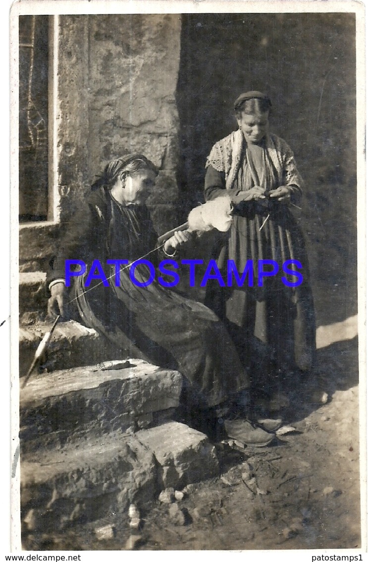 127749 CROATIA SIBENIK COSTUMES WOMAN'S SPINNING CIRCULATED TO ARGENTINA POSTAL POSTCARD - Kroatien