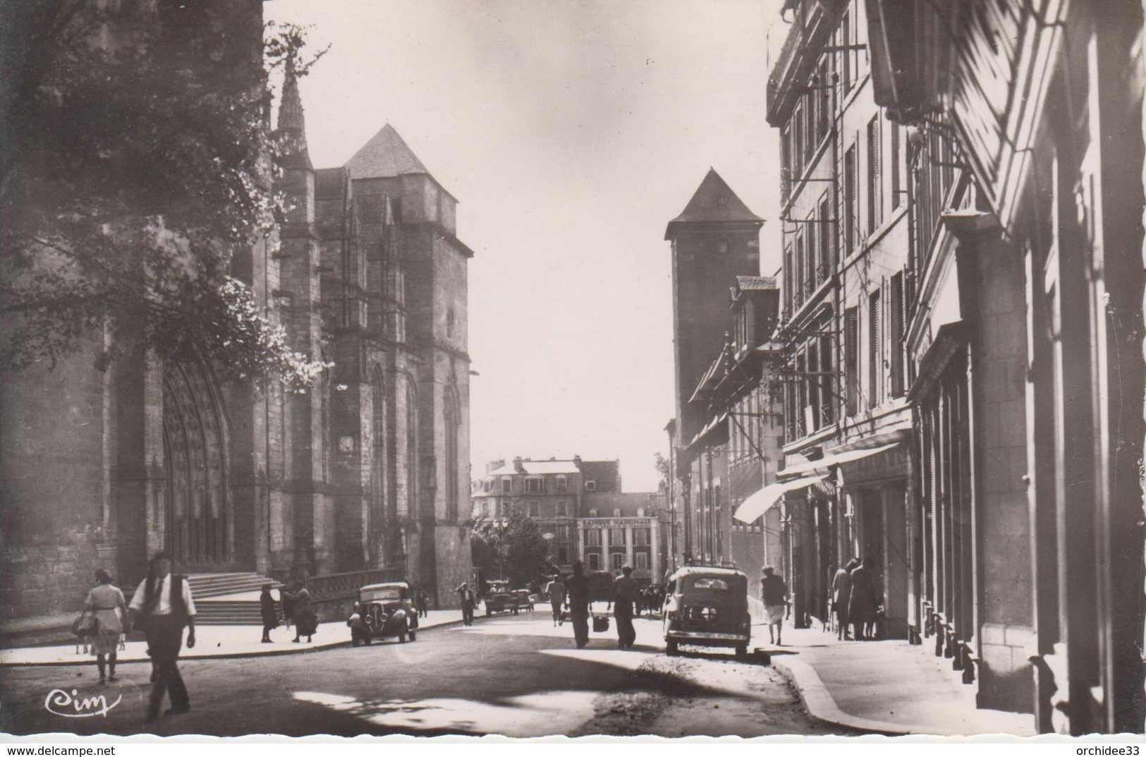 CPSM Rodez - Rue Du Terral (animation Avec Automobiles Années 40) - Rodez