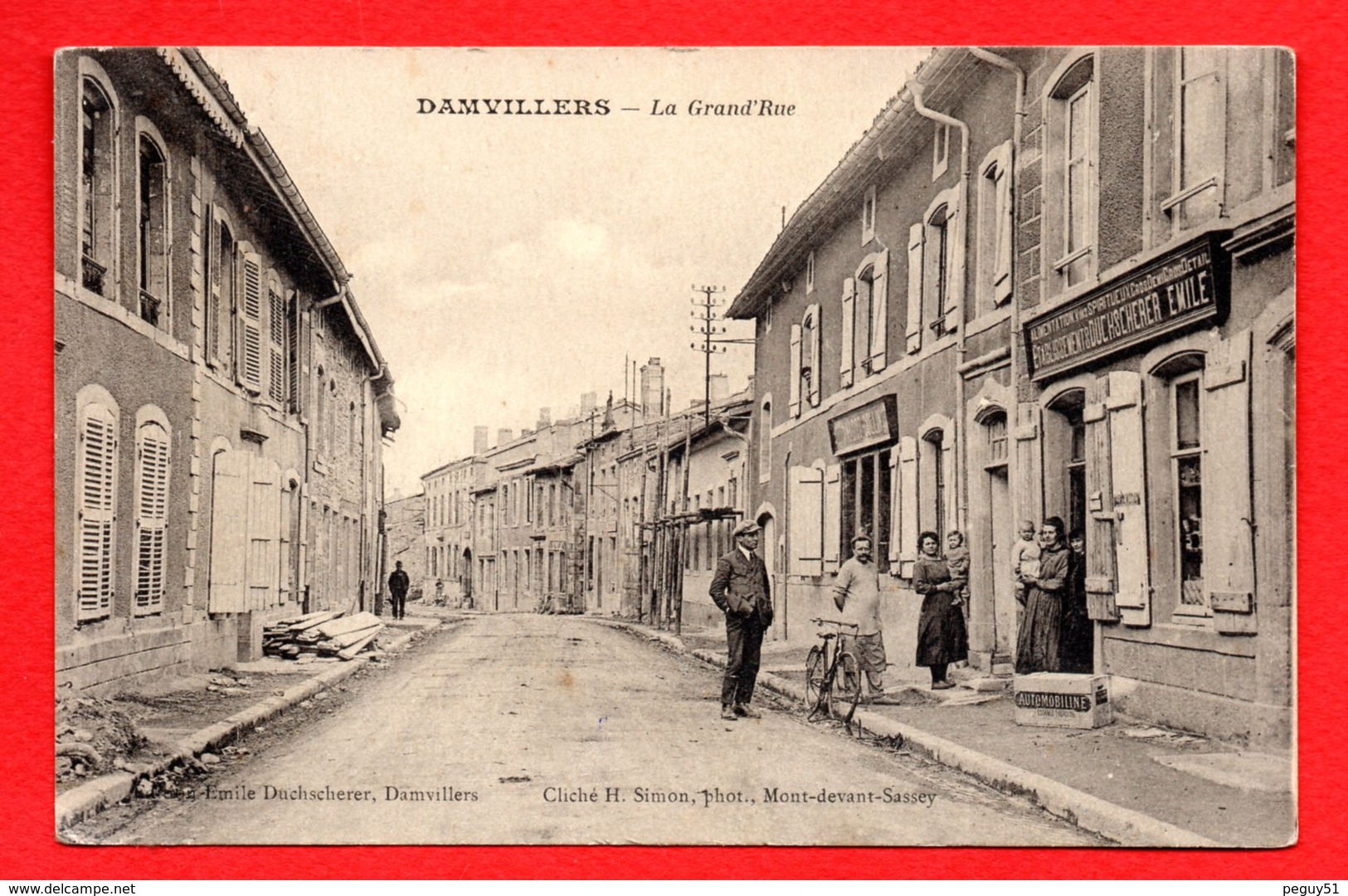 55. Damvillers. La Grand'Rue. Magasin D'alimentation Ets Duchscherer Emile. Caisse D' Essence Automobiline (Desmarais) - Damvillers