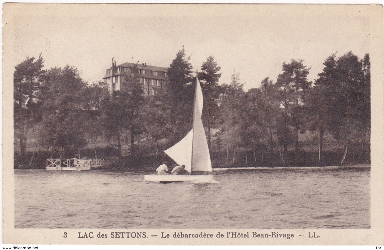 Nièvre : Lac Des Settons : Le Débarcadère De L'hotel Beau-rivage - Montsauche Les Settons