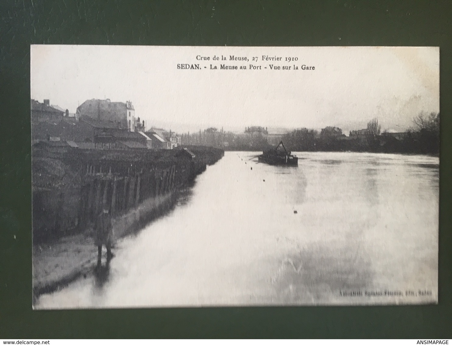 SEDAN- Inondation Du 27 Février 1910-La Meuse Au Port-Vue Sur La Gare - Sedan