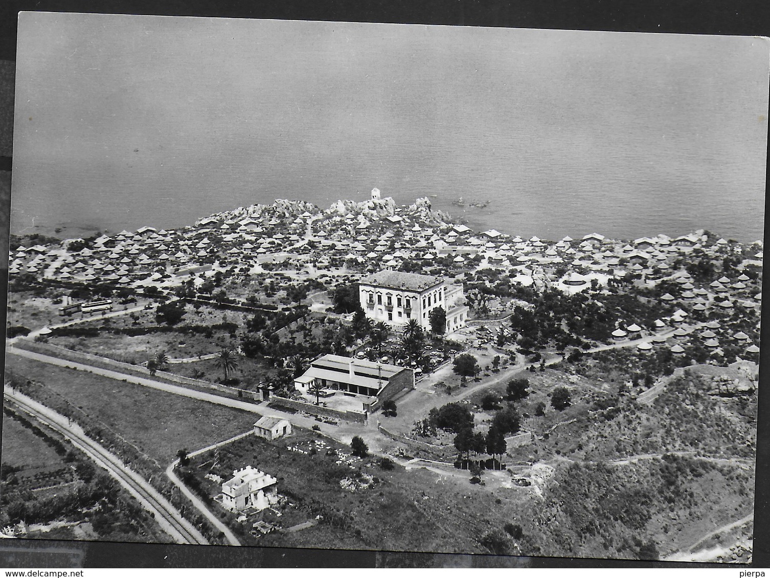 SICILIA - CEFALU' - PANORAMA DALL'AEREO - EDIZ. ALTEROCCA - VIAGGIATA 1958 DA CEFALU' - ANNULLO CONALBI - Altri & Non Classificati