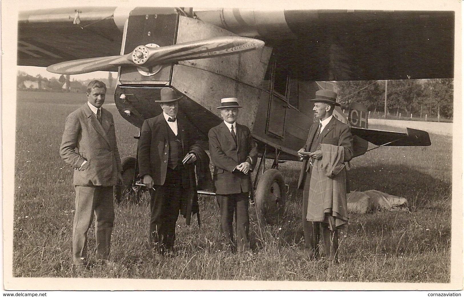 Aviation - Avion Fokker F-III - 1ère Poste Aérienne Bâle - Chx-de-Fds - Lausanne-Blécherette - Superbe Et Rare - Aérodromes