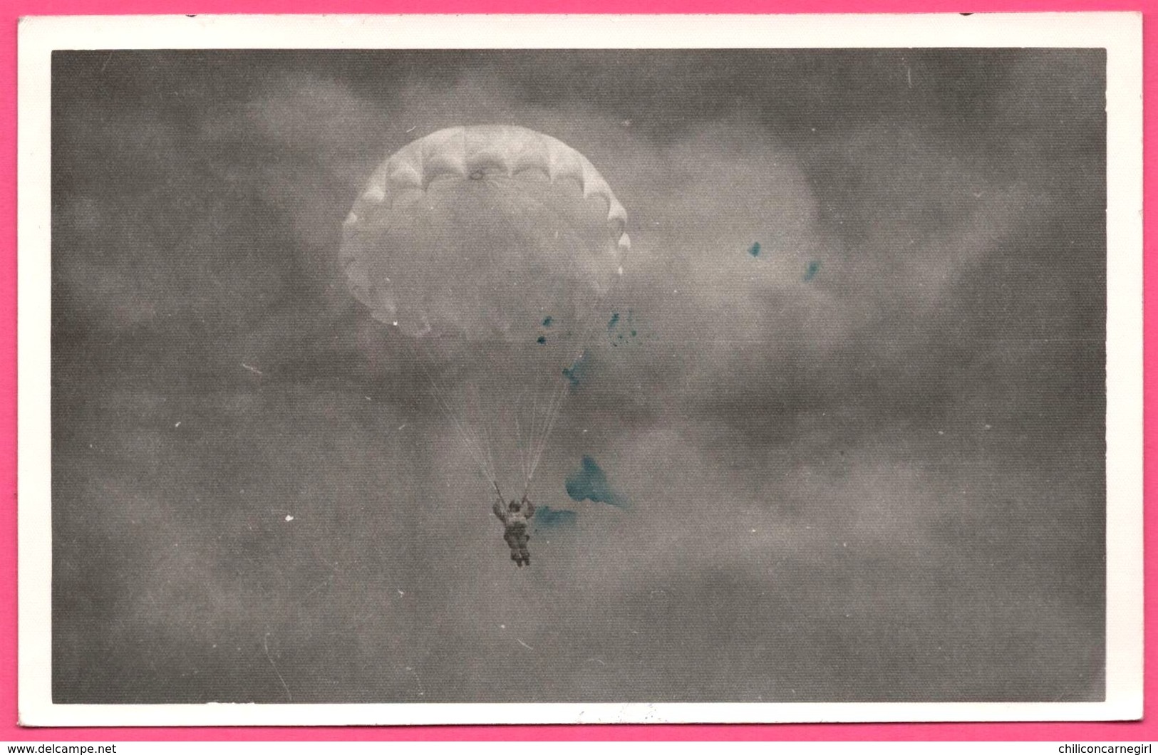 Cp Photo - Commando Parachutisme - Parachutiste - Aviation - Edit. FORRANIA - 1955 - Fallschirmspringen