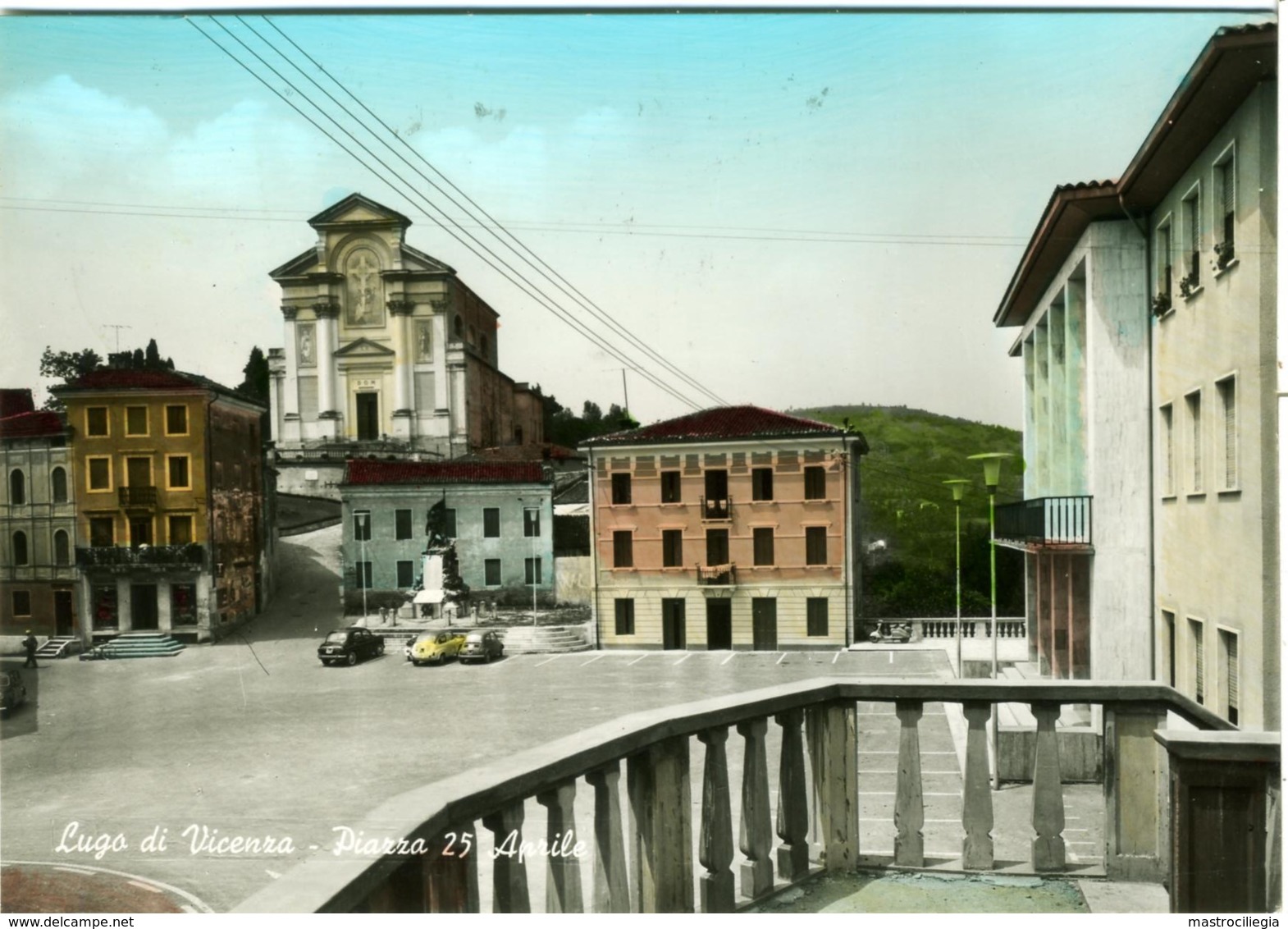 LUGO  VICENZA  Piazza 25 Aprile  Chiesa  Sali E Tabacchi  Vespa Lambretta - Vicenza