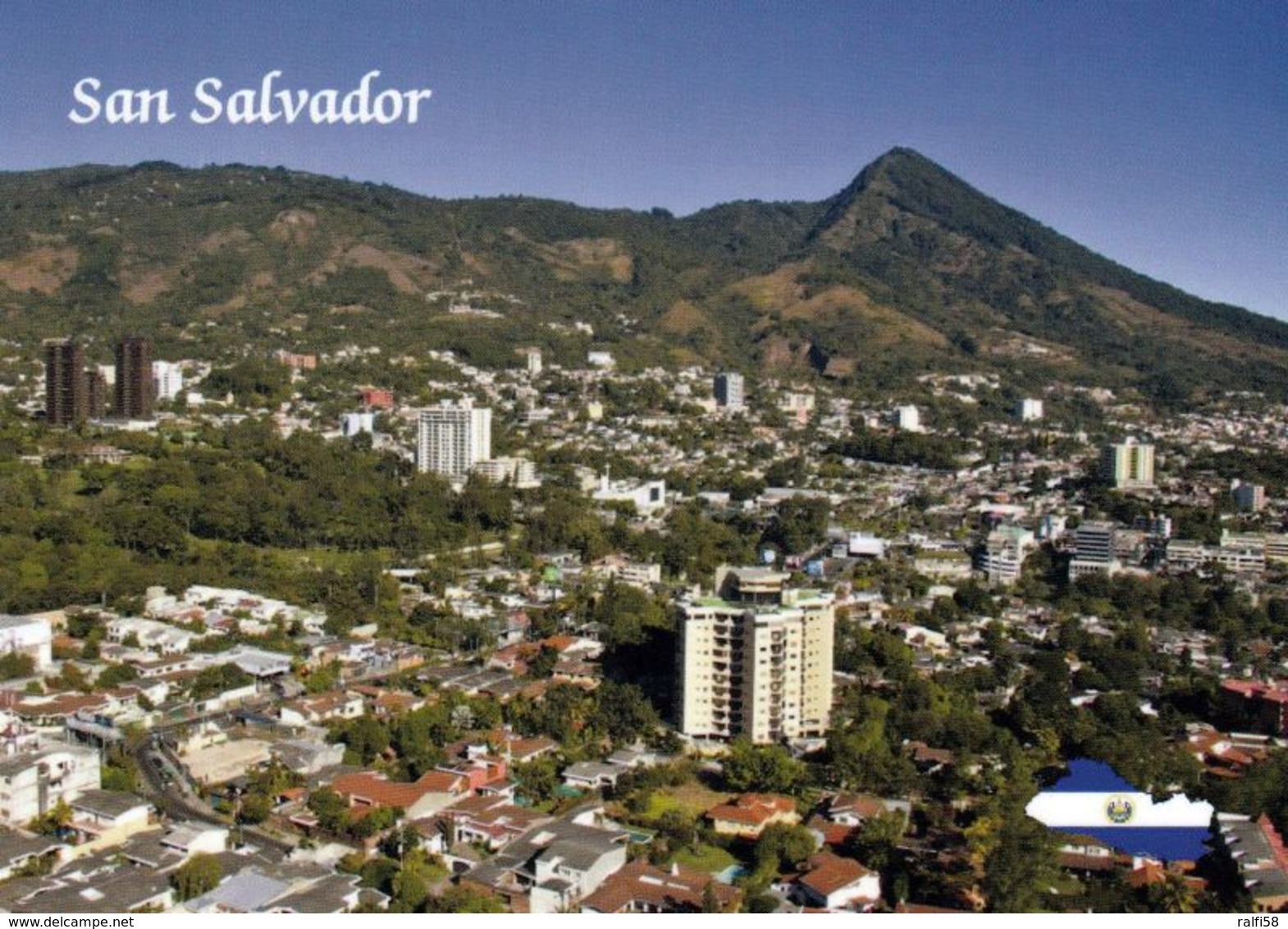 1 AK El Salvador * Blick Auf Die Hauptstadt San Salvador - Luftbildaufnahme * - El Salvador