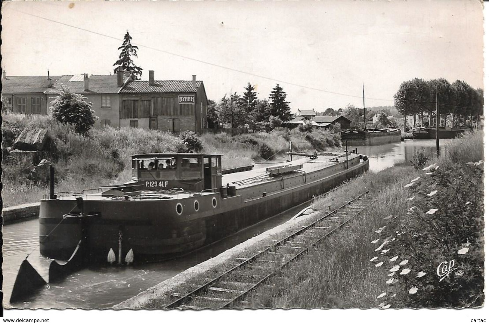 D51 - VITRY LE FRANCOIS - CANAL DE LA MARNE AU RHIN -Péniches- CPSM Dentelée Petit Format En Noir Et Blanc - Vitry-le-François