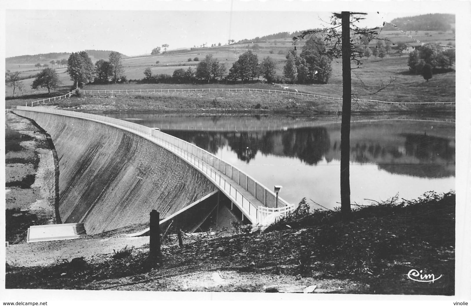 20-153 : COURS. LE BARRAGE. - Cours-la-Ville