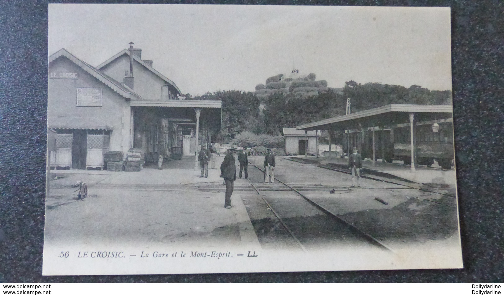 CPA Le CROISIC La Gare Et Le Mont Saint Esprit Animée - Le Croisic