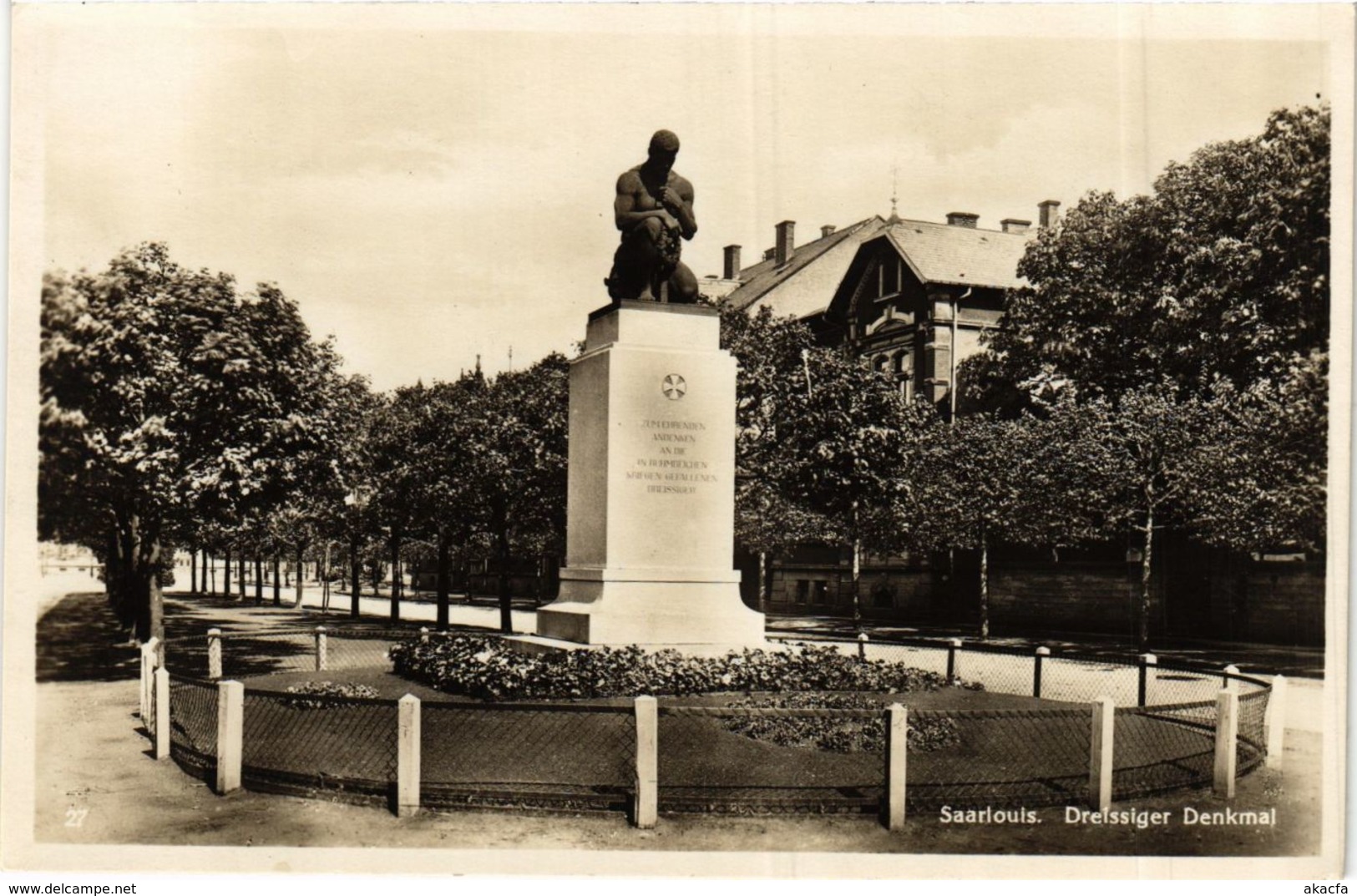 CPA AK Saarlouis Dreissiger Denkmal GERMANY (939529) - Kreis Saarlouis
