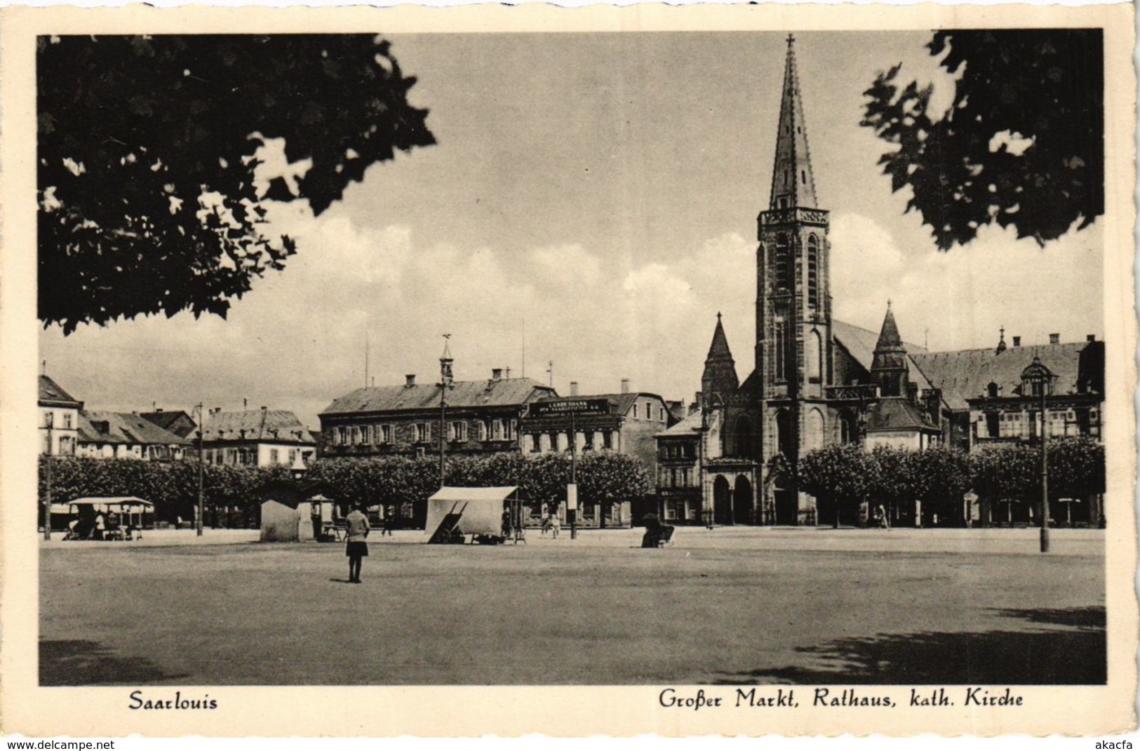 CPA AK Saarlouis Grosser Markt, Rathaus, Kath.Kirche GERMANY (939536) - Kreis Saarlouis