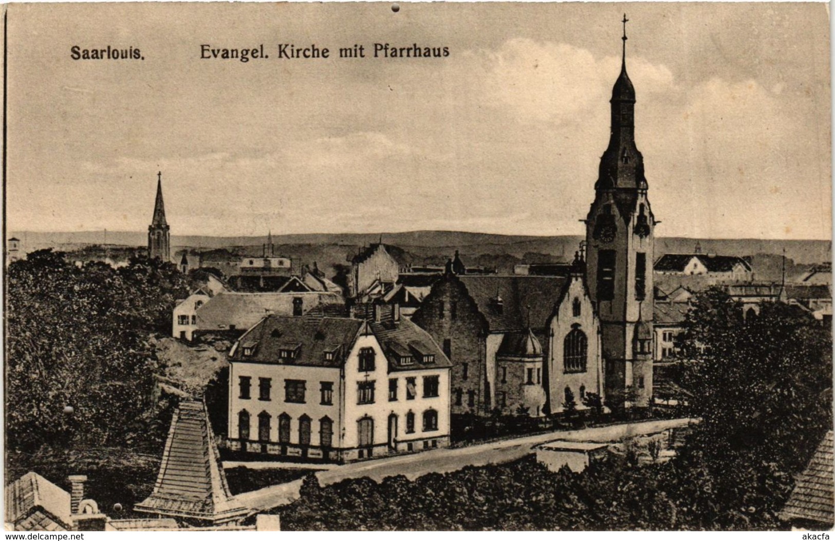 CPA AK Saarlouis Evangelische Kirche Mit Pfarrhaus GERMANY (939541) - Kreis Saarlouis