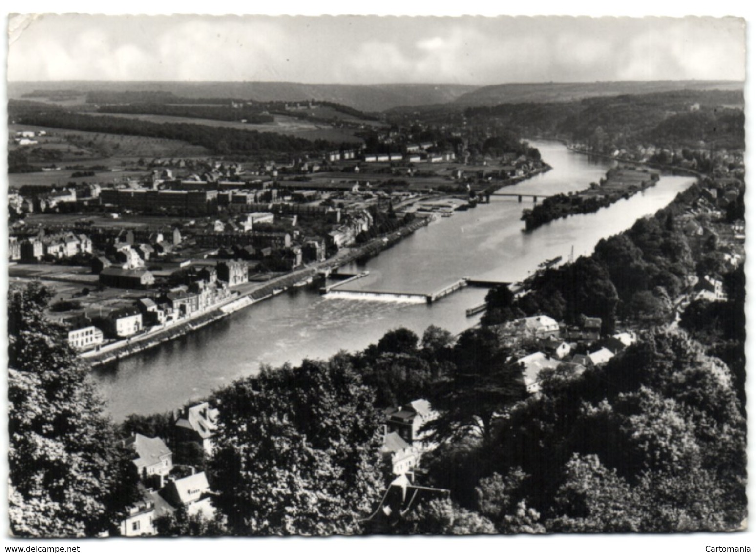 Namur - L'Ile Vas T'y Frotte - Namur