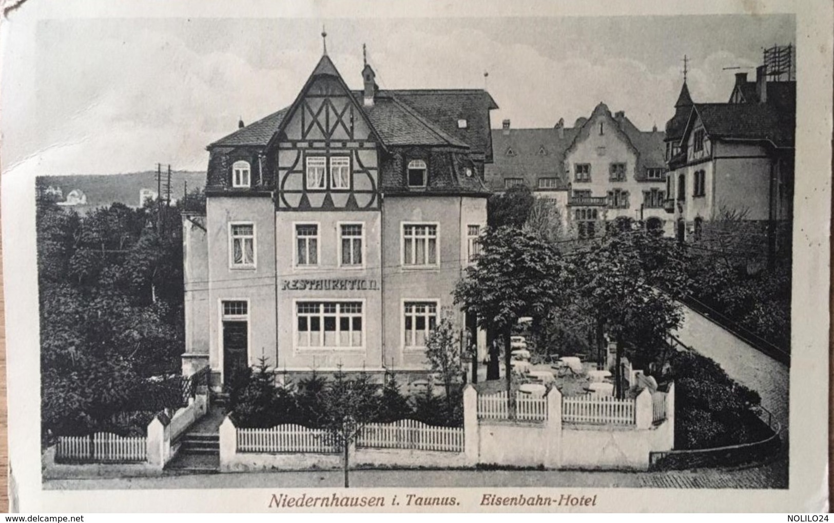 CPA / CPSM, NIEDERNHAUSEN I. TAUNUS - EISENBAHN HOTEL (Bes: G Sternberger), écrite, éd W.Shippers, Allemagne - Taunus