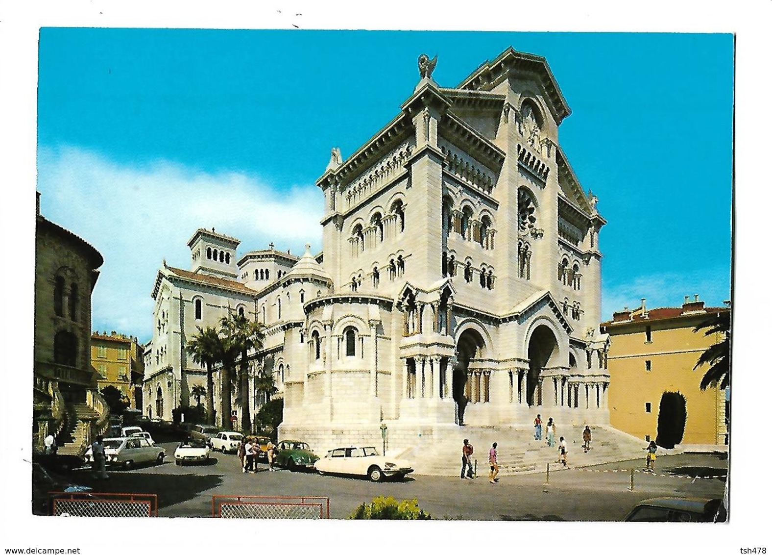 PRINCIPAUTE DE MONACO--la Cathédrale--( Voitures DS + COX +R16 + Autres )---voir 2 Scans - Kathedrale Notre-Dame-Immaculée