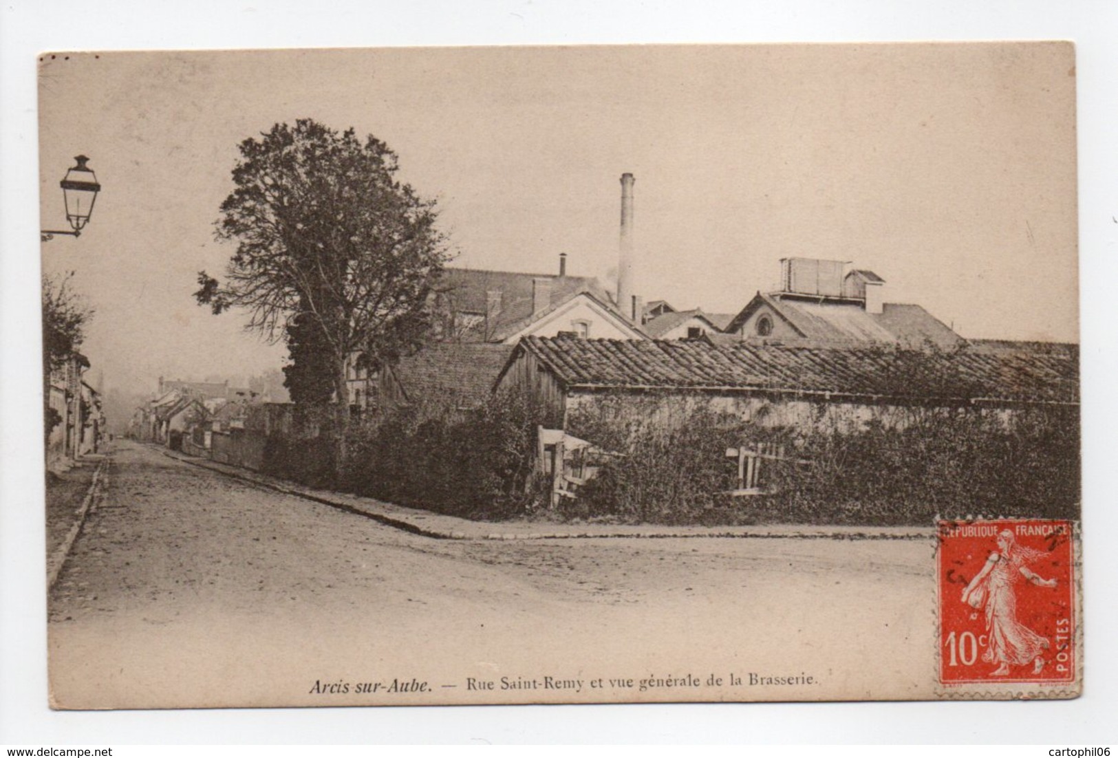 - CPA ARCIS-SUR-AUBE (10) - Rue Saint-Remy Et Vue Générale De La Brasserie 1915 - - Arcis Sur Aube