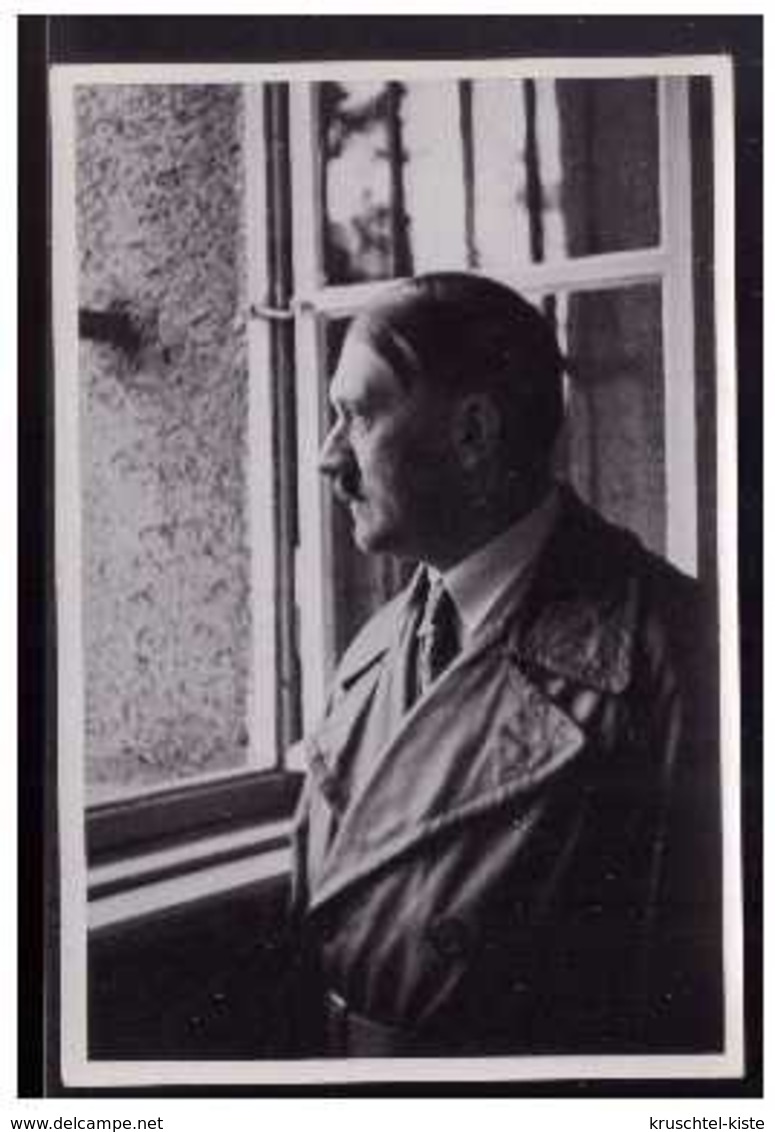 DT- Reich (008626) Propaganda Sammelbild Adolf Hitler"" Bild 196, Besuch Des Führers Nach 10 Jahren. Am Fenster - Storia Postale