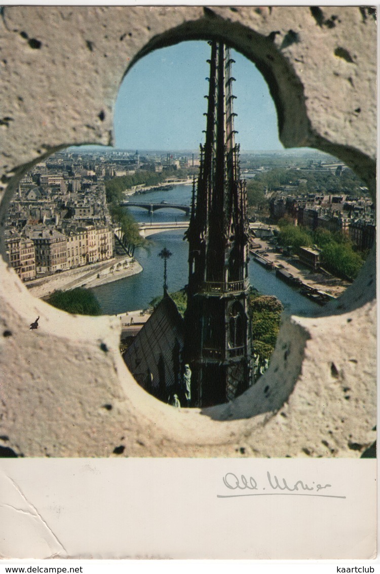 Paris - La Seine Et La Flèche De Notre-Dame - (Albert Monier, 1967) - Notre-Dame De Paris