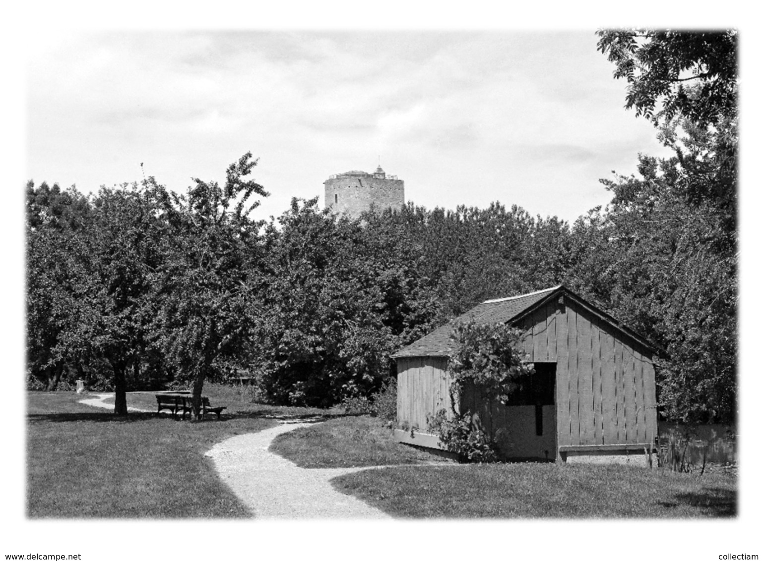 ISSOUDUN - Parc François Mitterrand - Issoudun