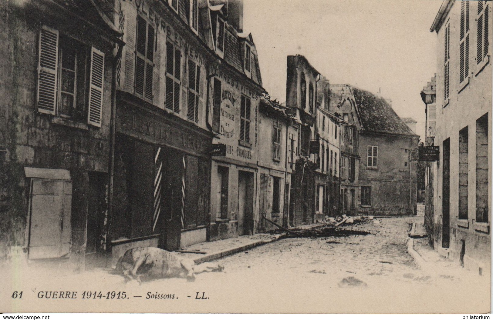 02  SOISSONS  (Aisne)  Bombardement  Une Rue Dévastée - Grugies