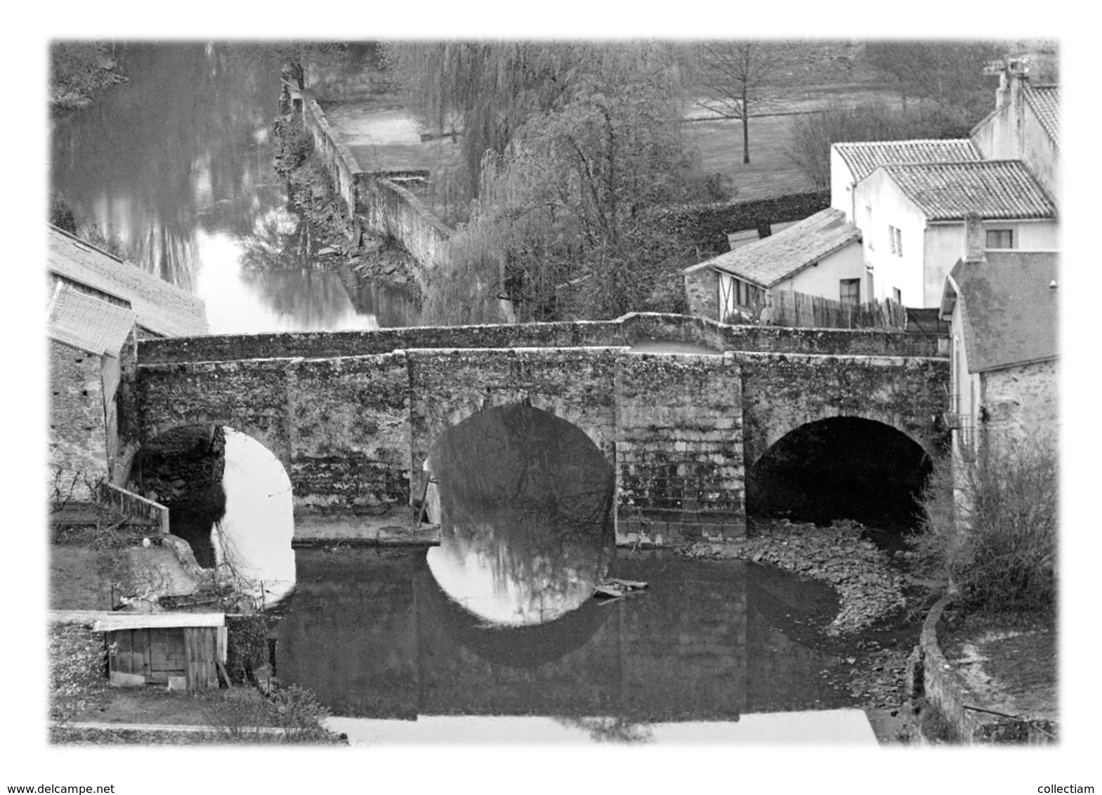 PARTHENAY - Pont Médiéval Saint-Paul - Parthenay