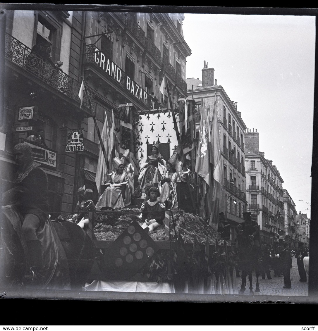 60 Plaques De Verre  Stéréo 6x12 Rennes -fêtes- Très Animées - Diapositivas De Vidrio