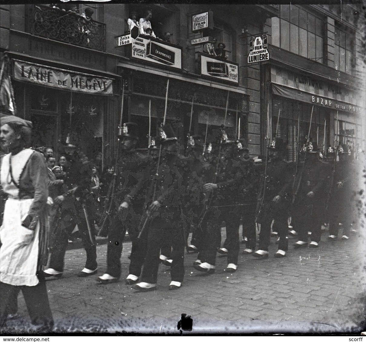 60 Plaques De Verre  Stéréo 6x12 Rennes -fêtes- Très Animées - Glass Slides