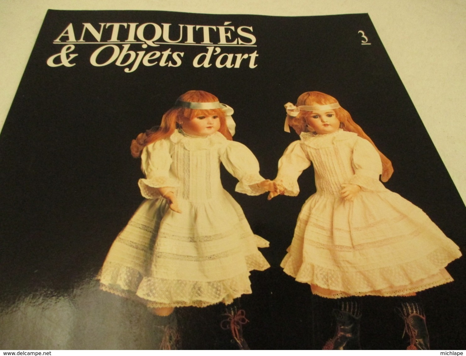 Livre   Objets D'art  - LES POUPEES ANCIENNES - Format 22 X 28 - 79 Pages - Tres Bon Etat - Autres & Non Classés