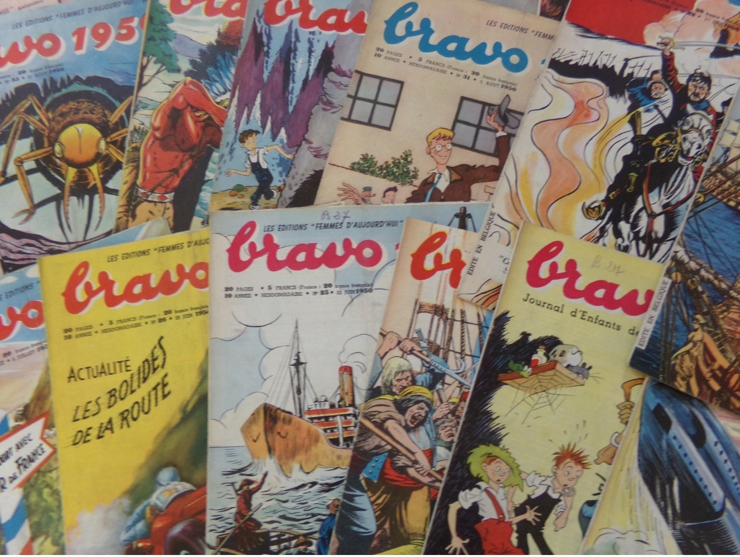 Lot Des 26 N De Bravo 1950 Capitaine Marvel Uderzo Introuvable Histoire Complète - Marvel France