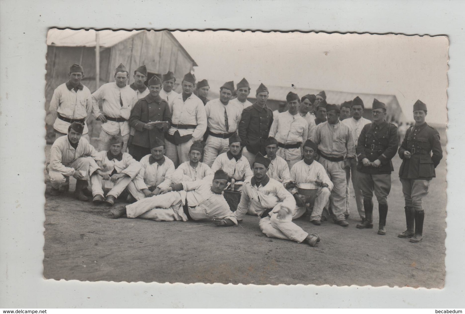 Carte Postale Photo Groupe De Militaires Tampon Perpignan Photo Argence Rue Saint Jean Au Verso - Photographs