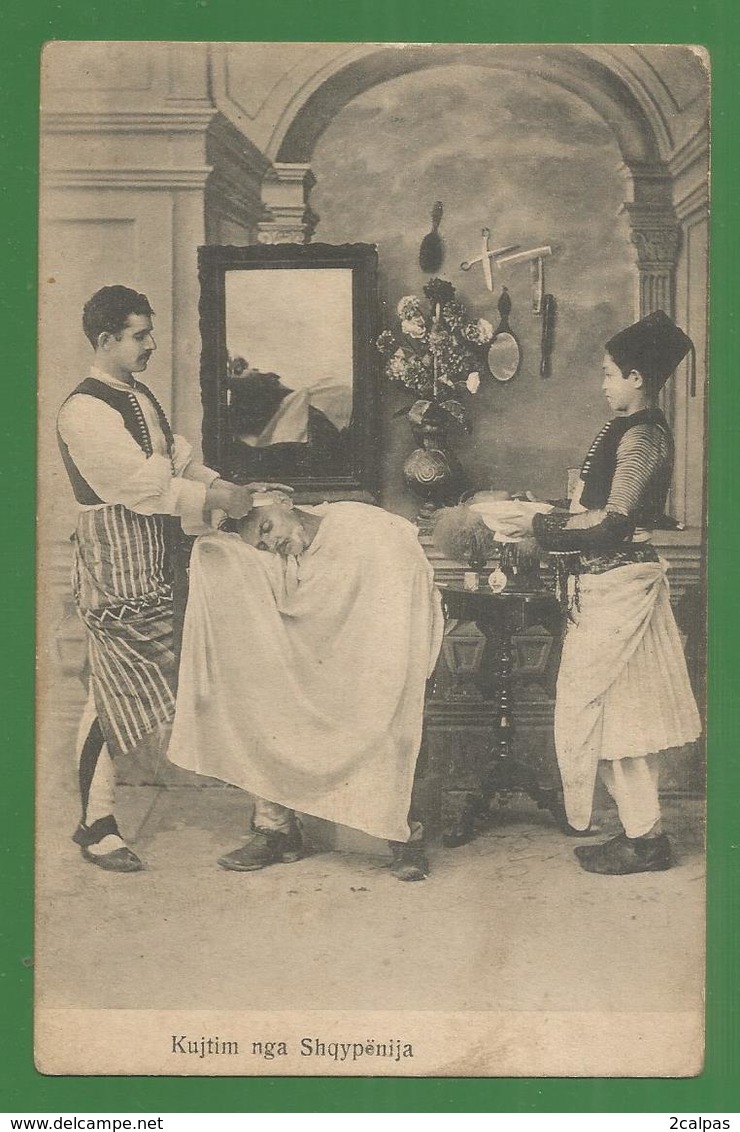 Albanie - Kujtim Nga Shqypenija - Barbier ? Coiffeur ? - Atelier Photographique Marubbi Scutari - Albanie