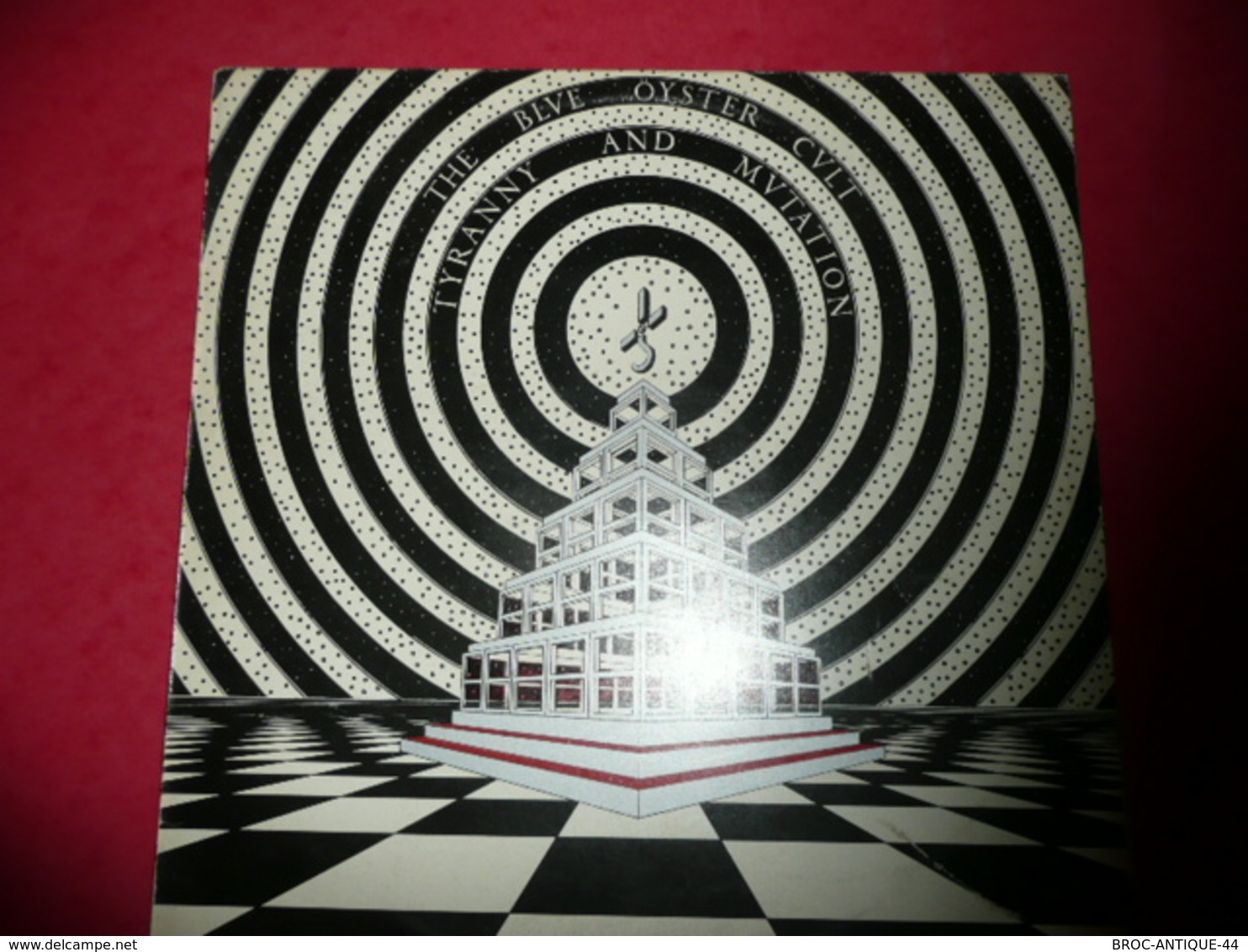 LP33 N°860 - BLUE OYSTER CULT - TYRANNY AND MUTATION - COMPILATION 11 TITRES - Rock