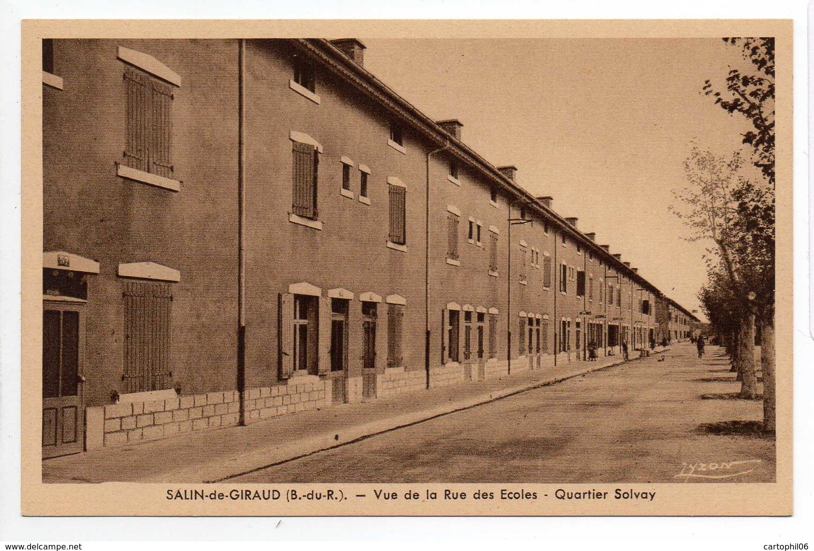 - CPA SALIN-DE-GIRAUD (13) - Vue De La Rue Des Ecoles - Quartier Solvay - Edition DUMUNIER - - Autres & Non Classés