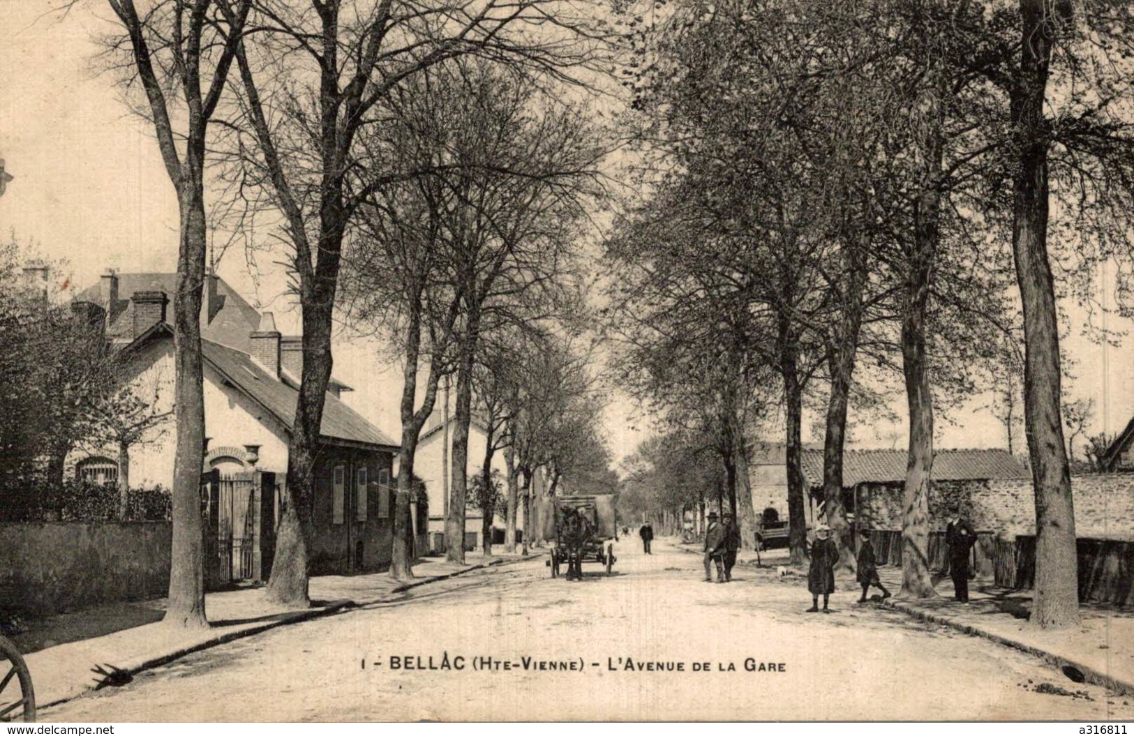 BELLAC L AVENUE DE LA  GARE - Bellac