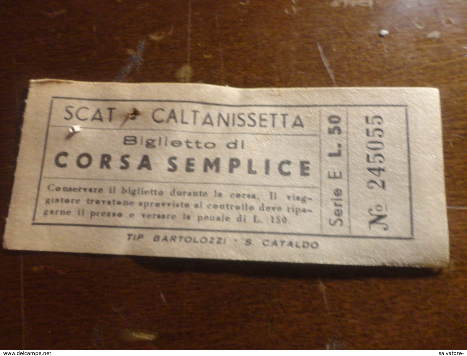 BIGLIETTO AUTOBUS SCAT CORSA SEMPLICE- CALTANISSETTA-LIRE 50 - Europe