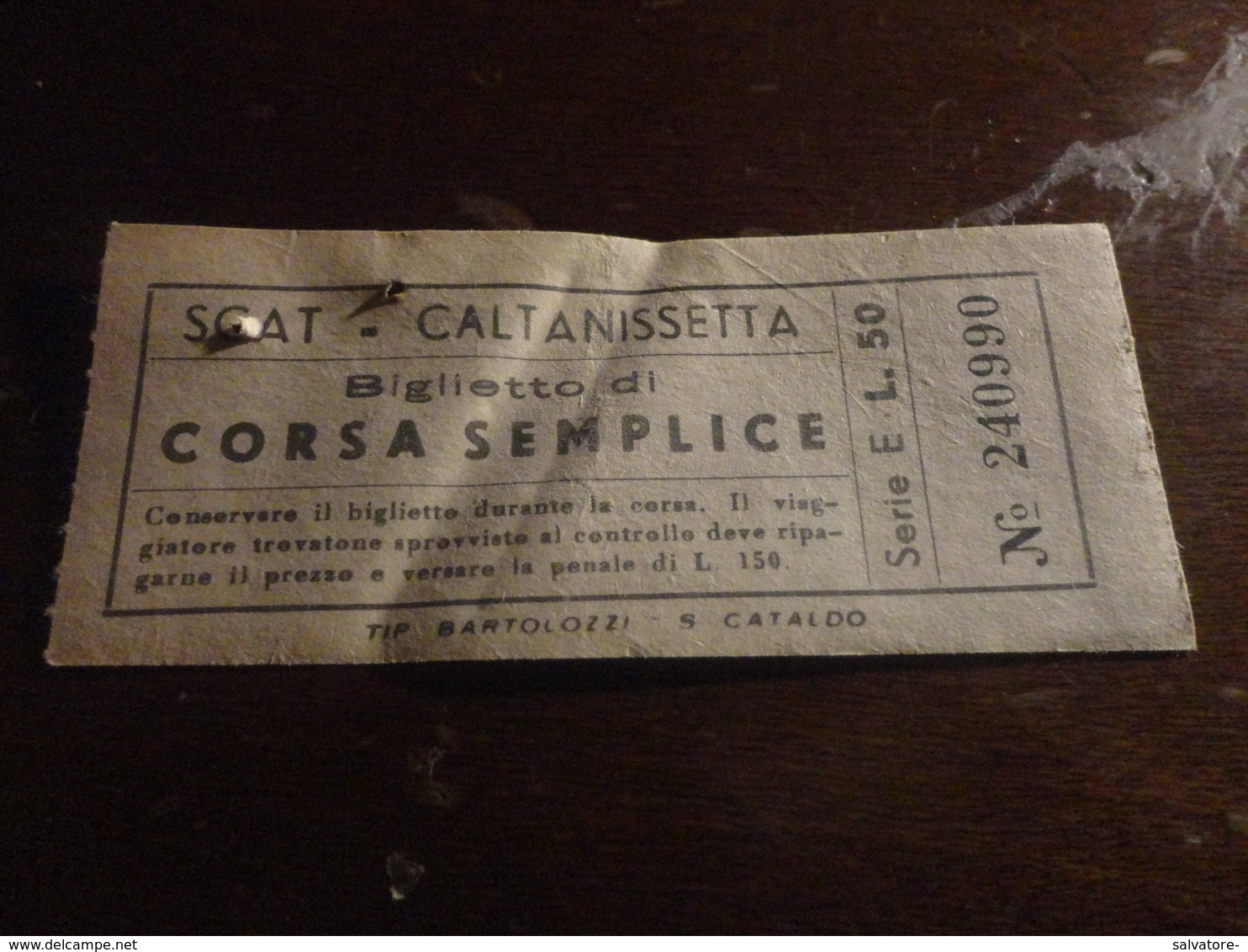 BIGLIETTO AUTOBUS SCAT CORSA SEMPLICE- CALTANISSETTA-LIRE 50 - Europe