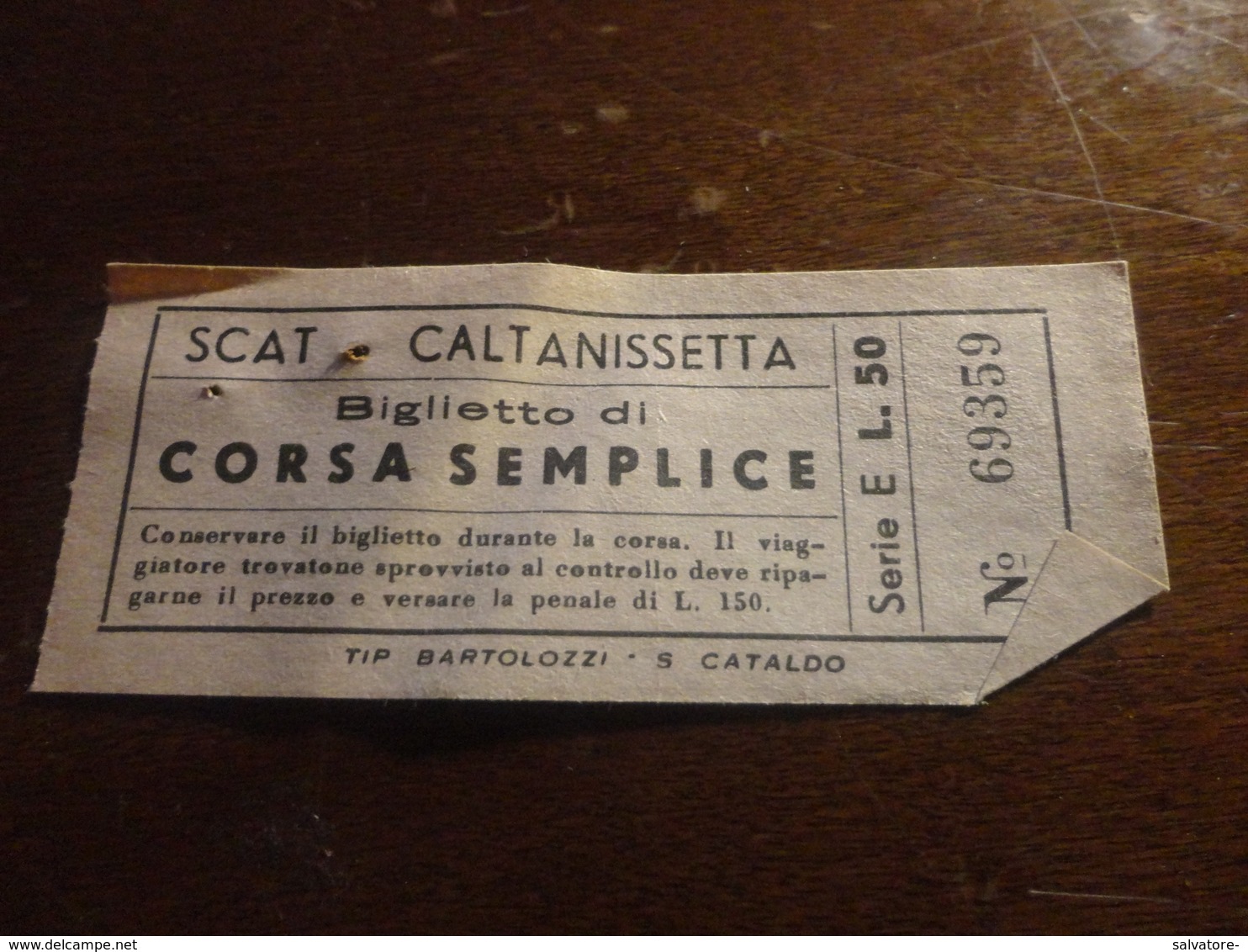 BIGLIETTO AUTOBUS SCAT CORSA SEMPLICE- CALTANISSETTA-LIRE 50 - Europe