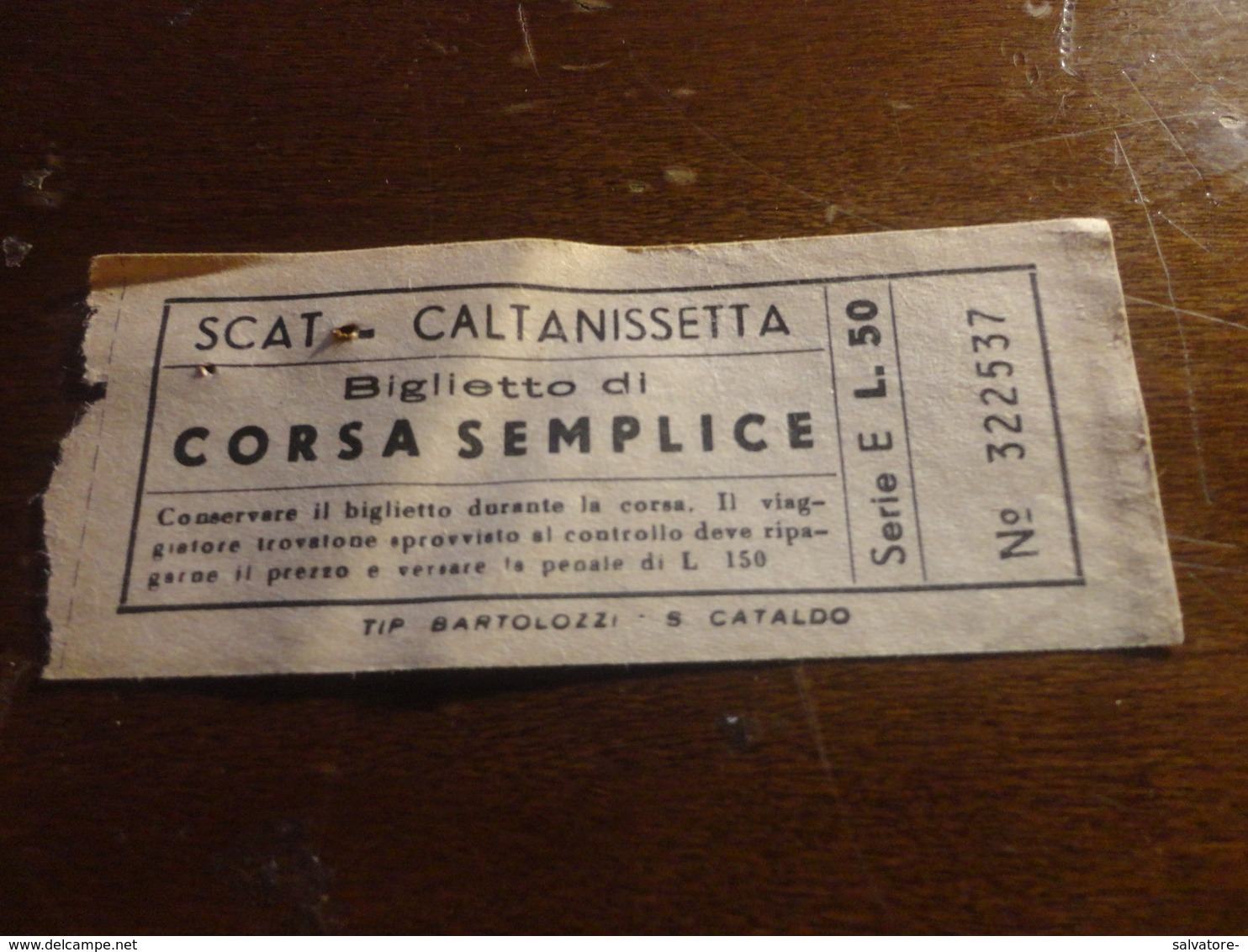 BIGLIETTO AUTOBUS SCAT CORSA SEMPLICE- CALTANISSETTA-LIRE 50 - Europe