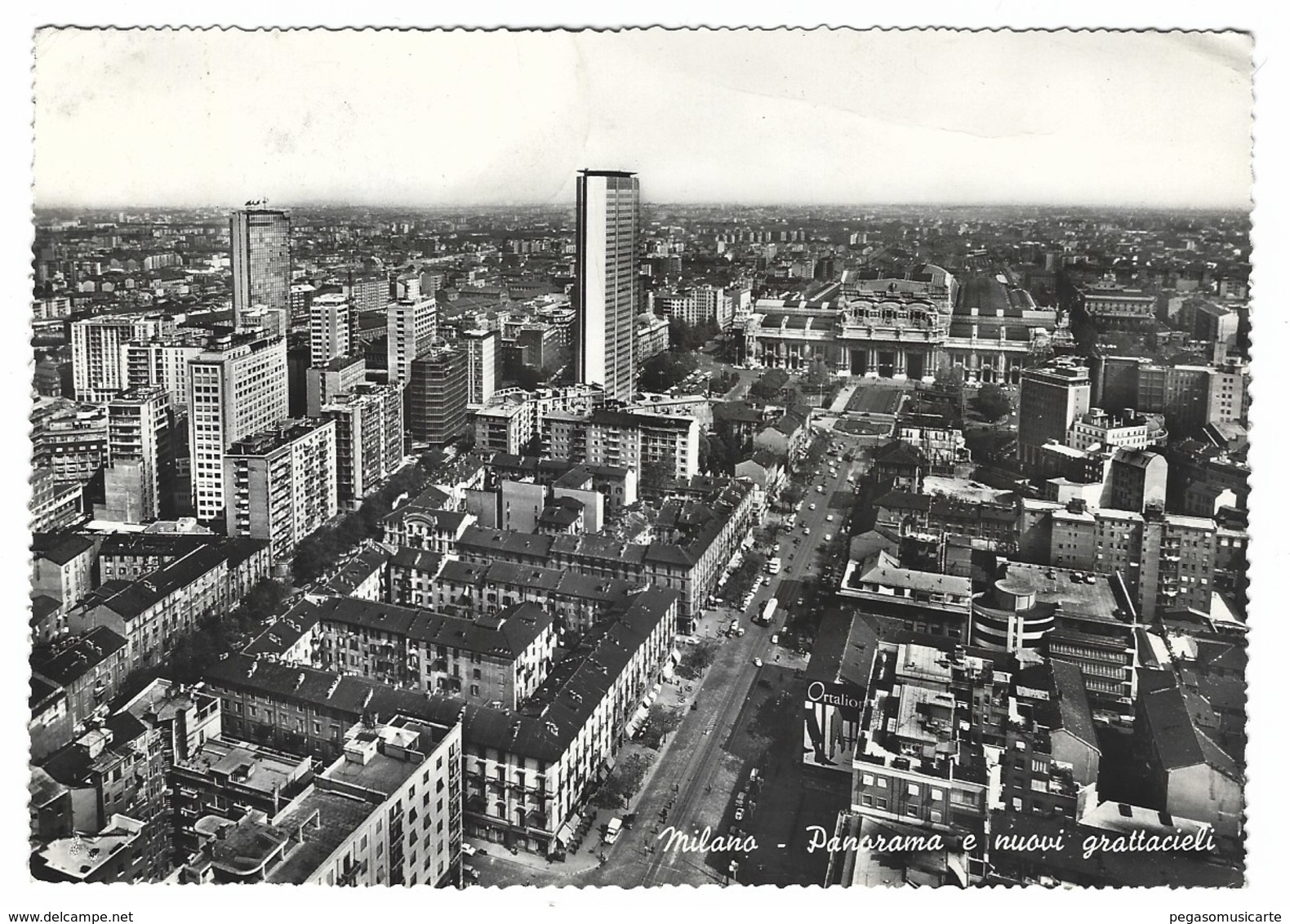 2320 - MILANO PANORAMA E NUOVI GRATTACIELI 1962 - Milano