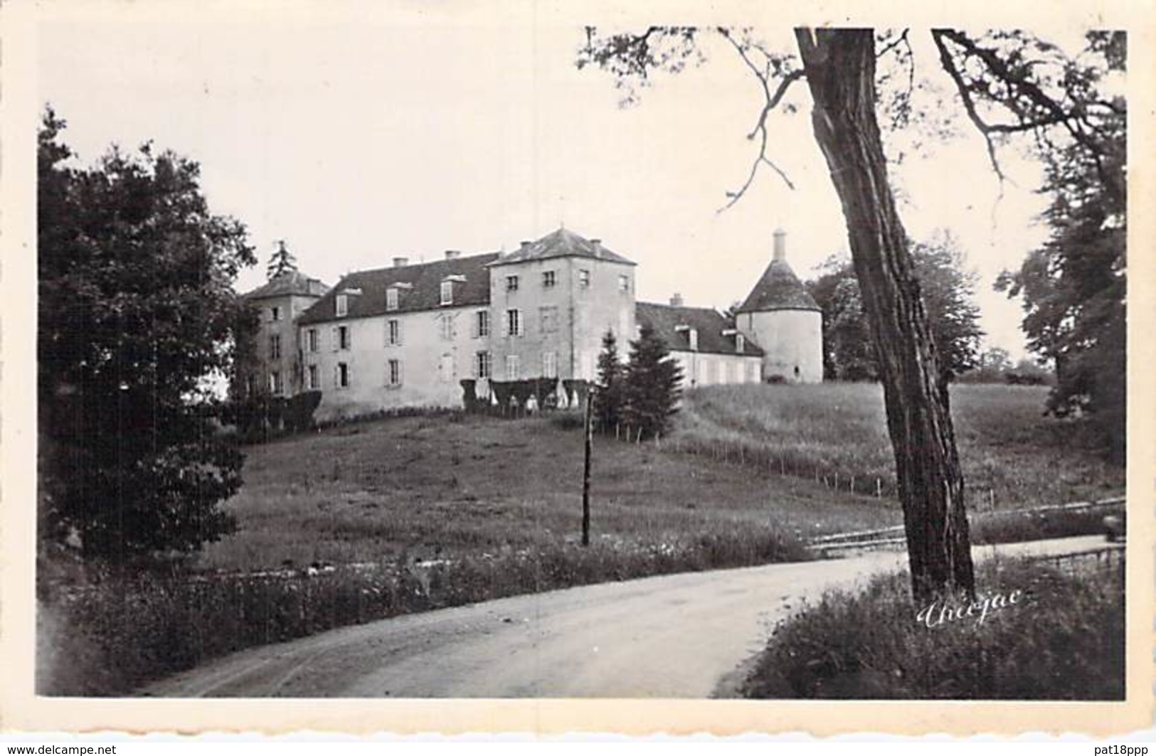 23 - BONNAT : Chateau De Mornay - CPSM Village (1.315 Habitants) Dentelée Noir Blanc Format CPA - Creuse - Other & Unclassified