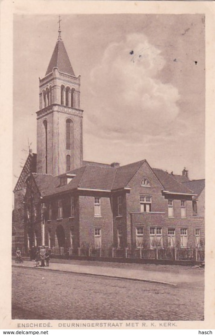 2603403Enschedé, Deurningerstraat Met R. K. Kerk. – 1930.(zie Hoeken) - Enschede