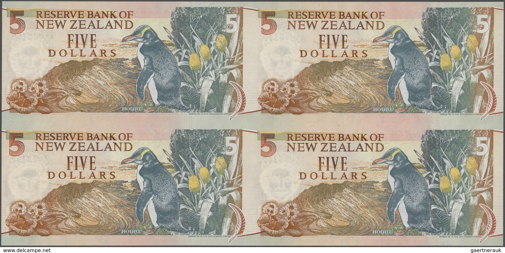 New Zealand / Neuseeland: Very Nice Set With 3 Presentation Folders, First One Dated 1992 With An Un - New Zealand