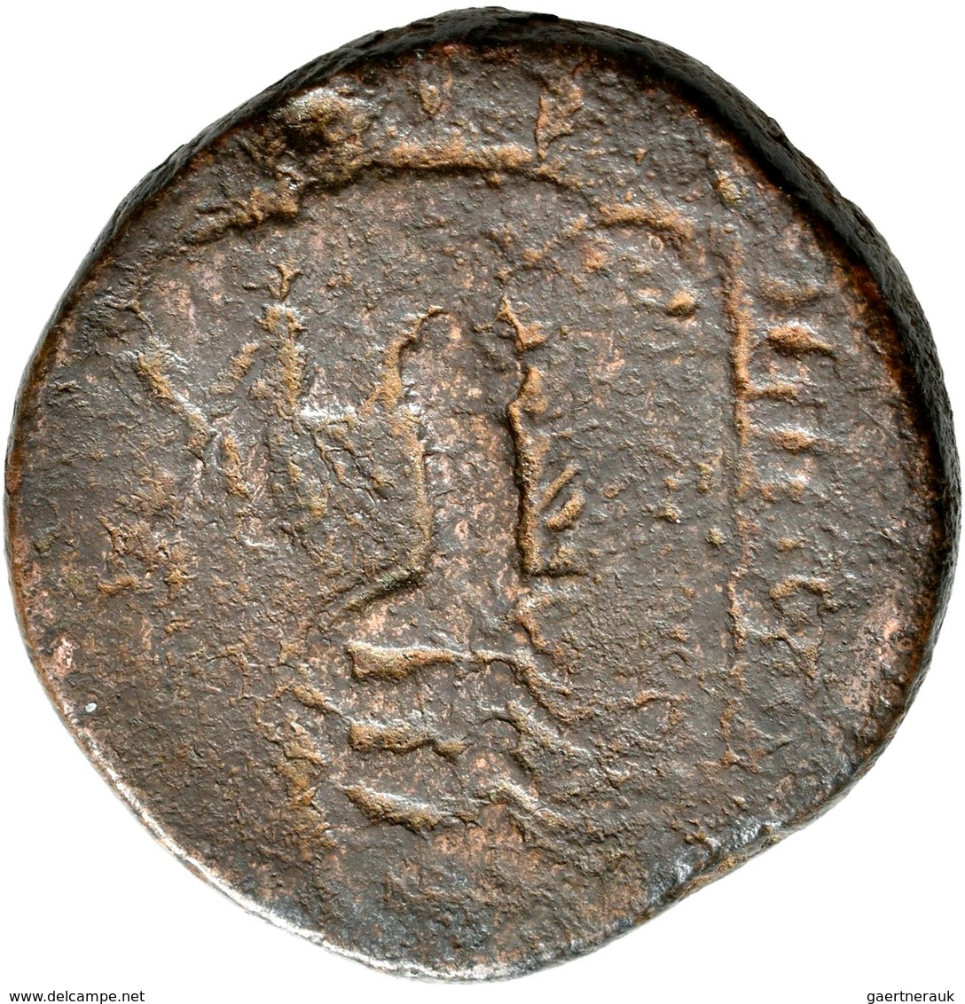 Antike: Römische Kaiserzeit: Lot 3 Stück; Trauanus 98-117: Dupondius, 13,17 G / Hadrianus 117-138: Æ - Autres & Non Classés