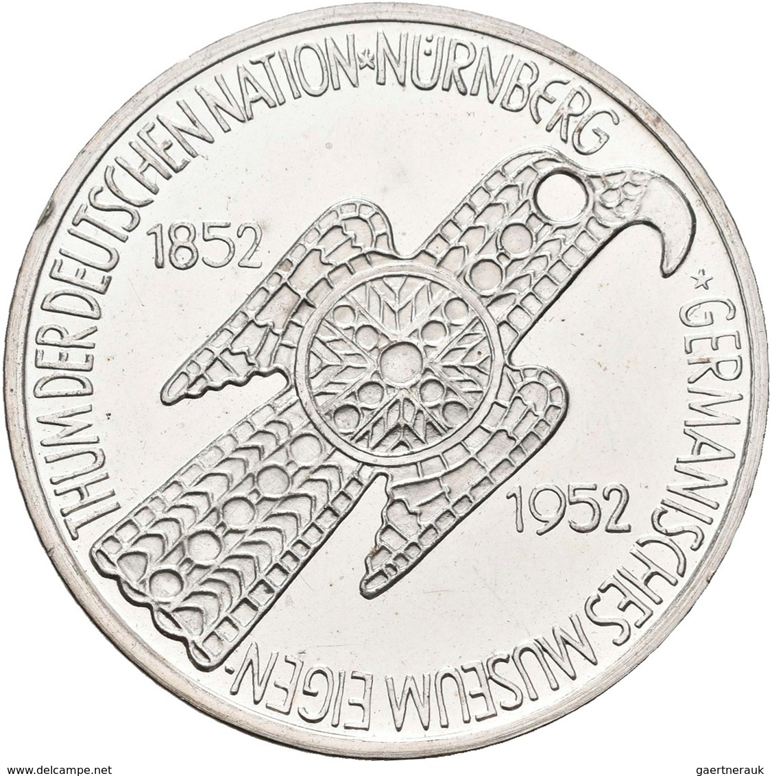 Bundesrepublik Deutschland 1948-2001: 5 DM 1952 D, Germanisches Museum, Jaeger 388. Winziger Randsch - Autres & Non Classés