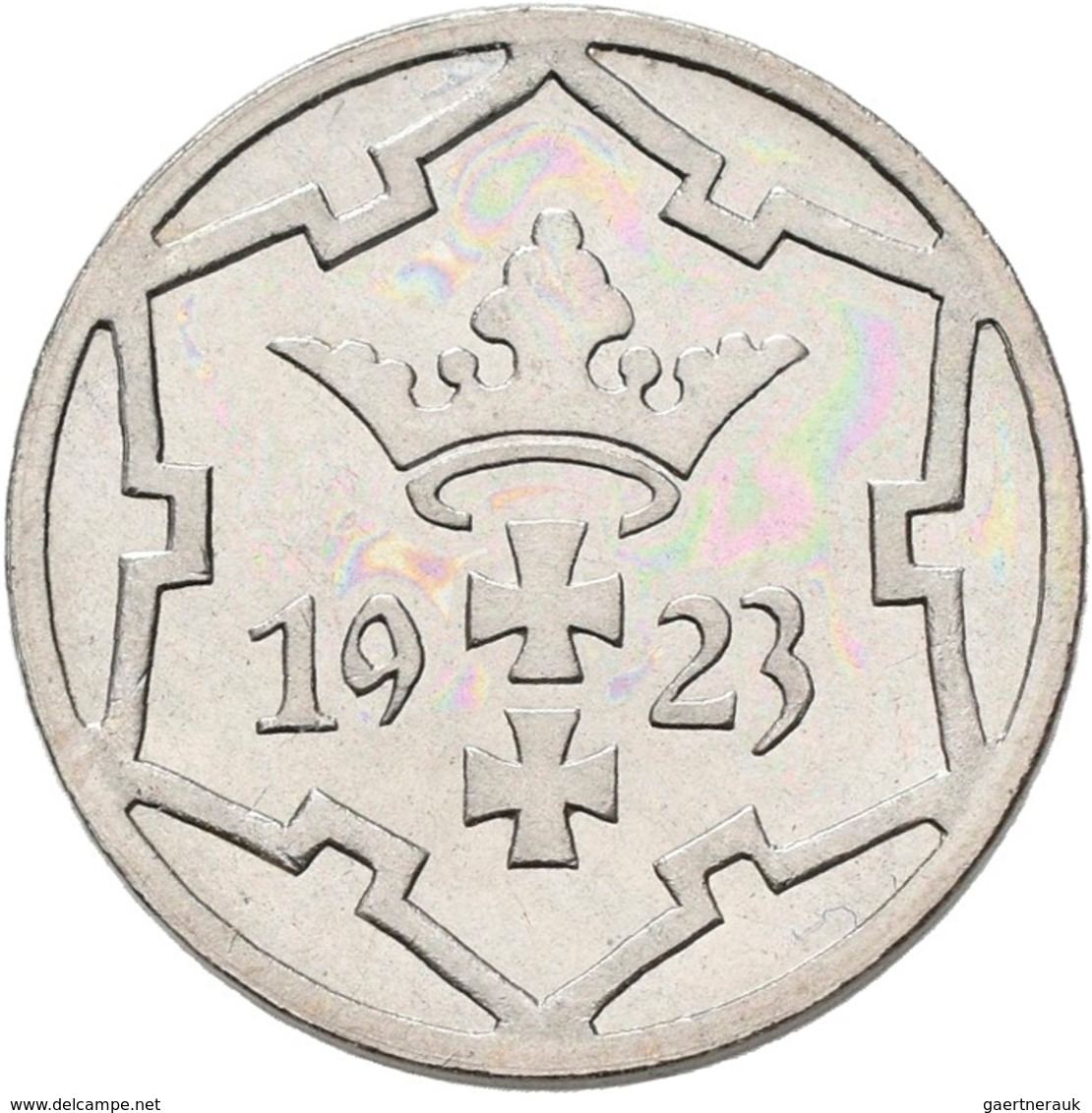 Danzig: Typensammlung Danzig, dabei: 10 Pfennig 1920 Eisen; 8-Münzen-Set 1923 (1 Pf. - 5 Gulden); 6-