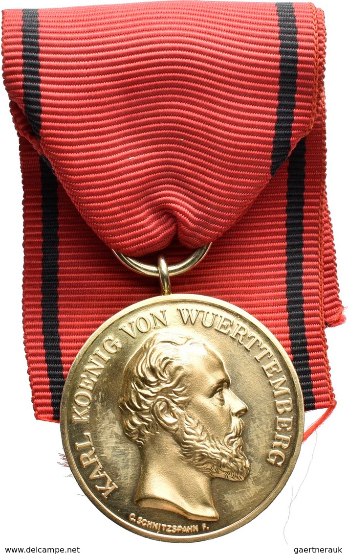 Medaillen Deutschland: Württemberg, Karl 1864-1891: Goldene Zivil Verdienstmedaille O.J. Von Chr. Sc - Andere & Zonder Classificatie