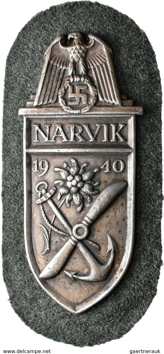 Orden & Ehrenzeichen: 2 Ärmelschilder: Narvik 1940 (Feinzink) Und Demjansk (vers. Blech) Auf Stoff M - Andere & Zonder Classificatie